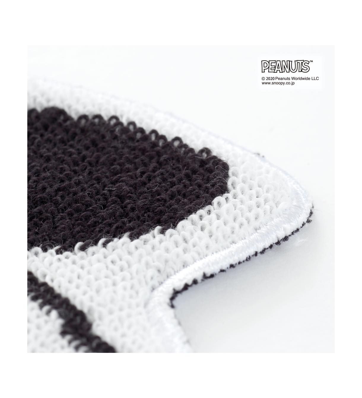 スヌーピー ダイカットミニタオル スヌーピー 笑顔 Nish Hopely