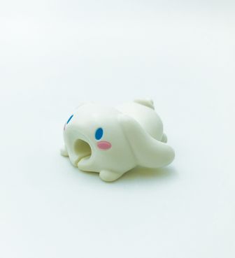 ケーブルバイト シナモロール BENE