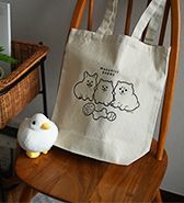 〈もっちり動物造形作家もんとみ〉A4トートバッグ